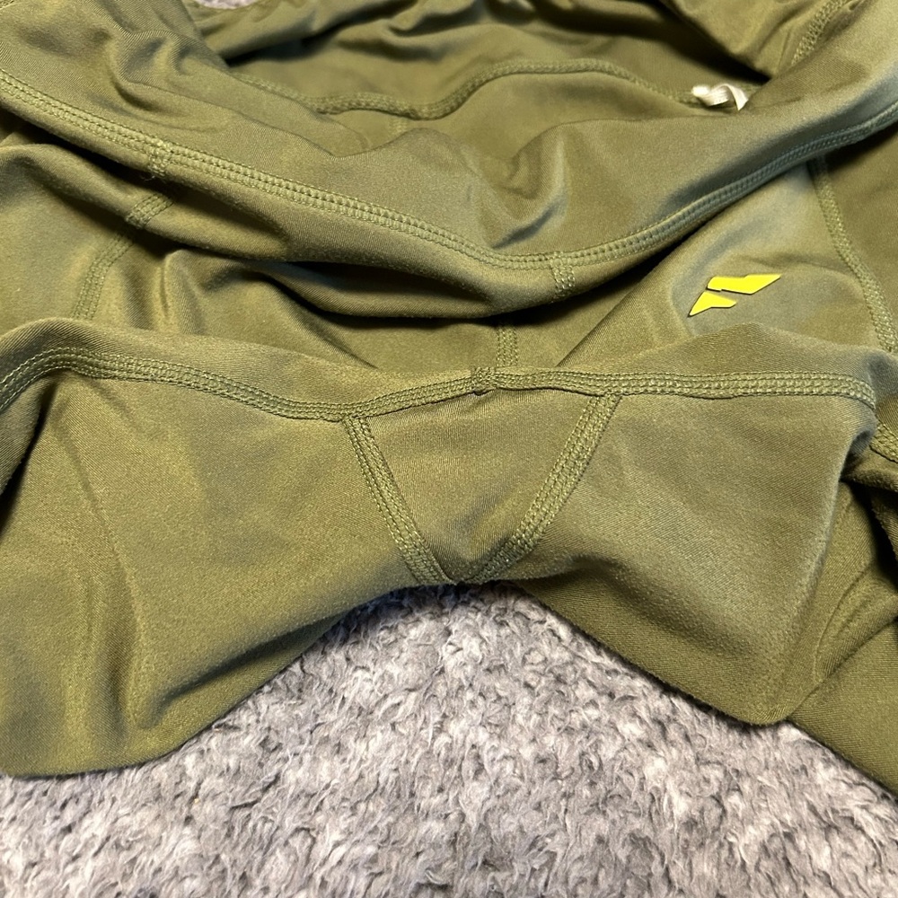 Flag Nor Fail activewear set size small - Picture 3 of 6